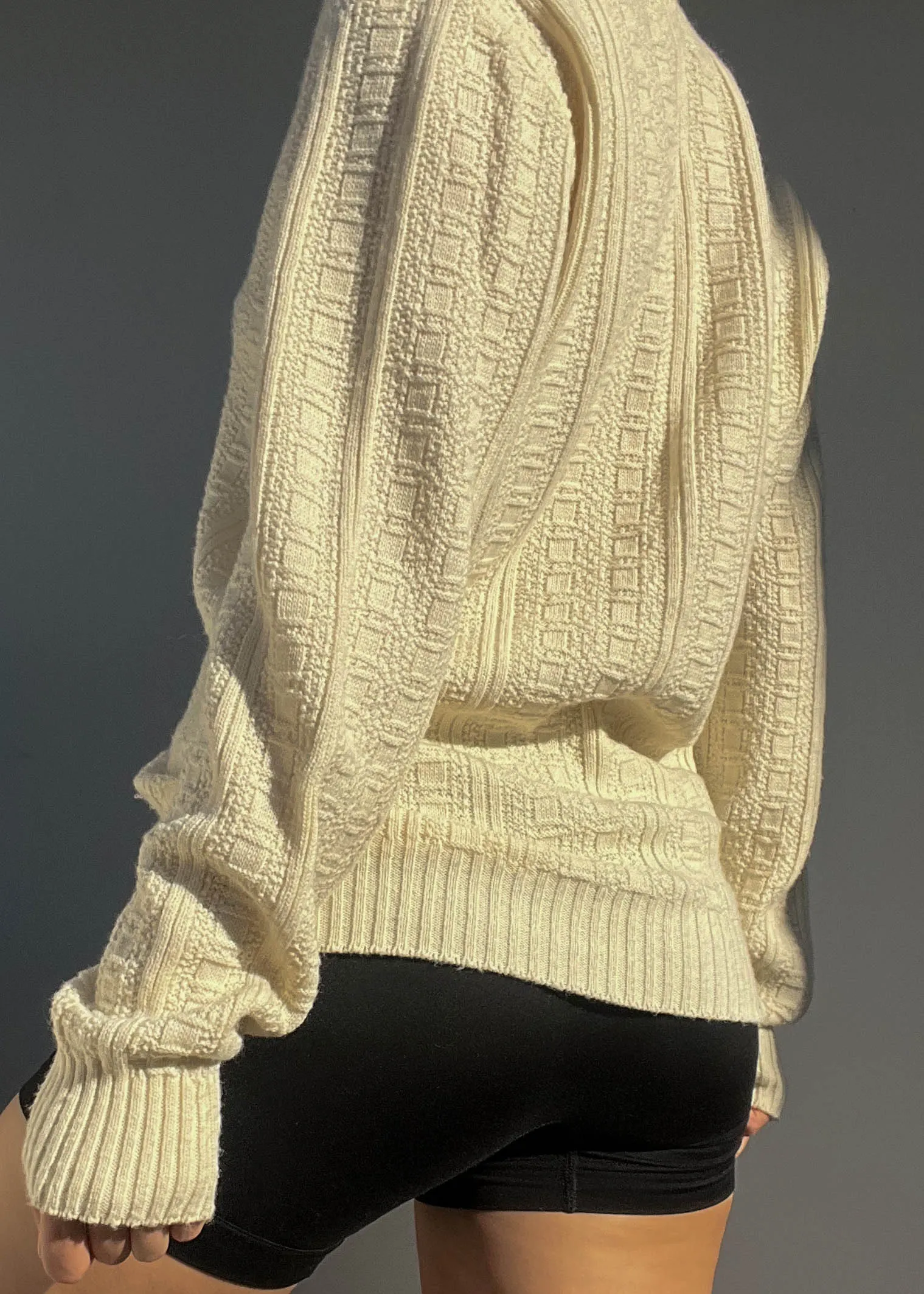 80's Cozy Cream Cardigan (M)