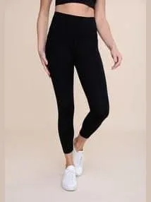 Amber Pocketed Capri Leggings