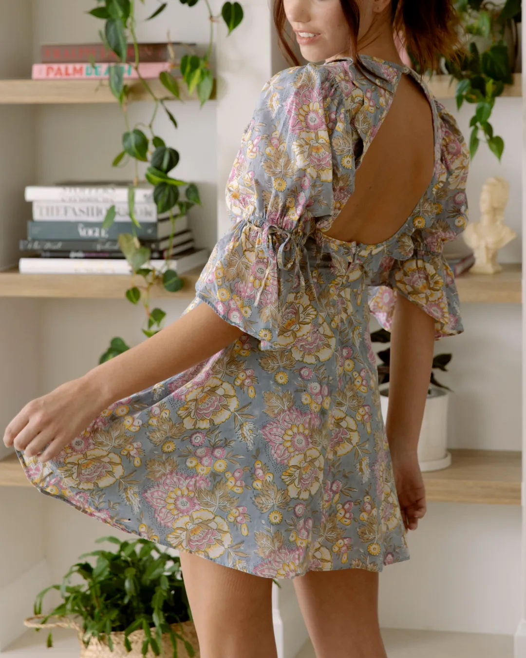 Antoinette Backless Dress - Shavuot Print