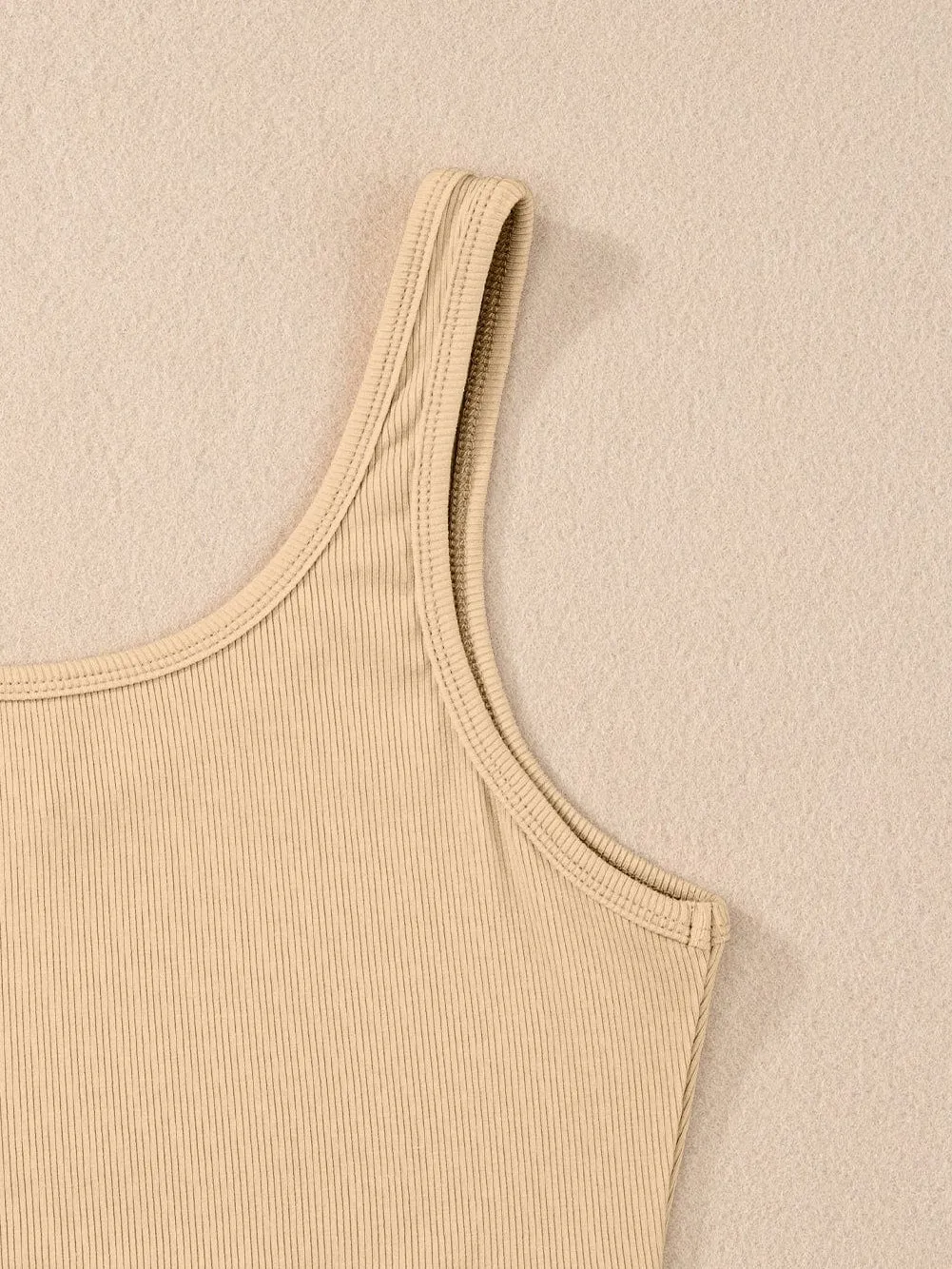 Apricot Ribbed Knit Sleeveless Sheath Crop Vest