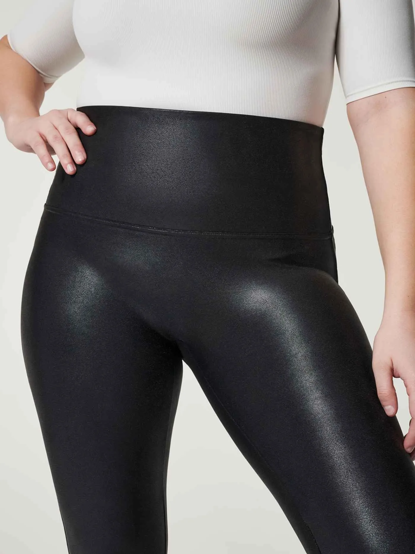 SPANX Black Faux Leather Leggings High Waist Tummy Control XLarge 30 Inseam